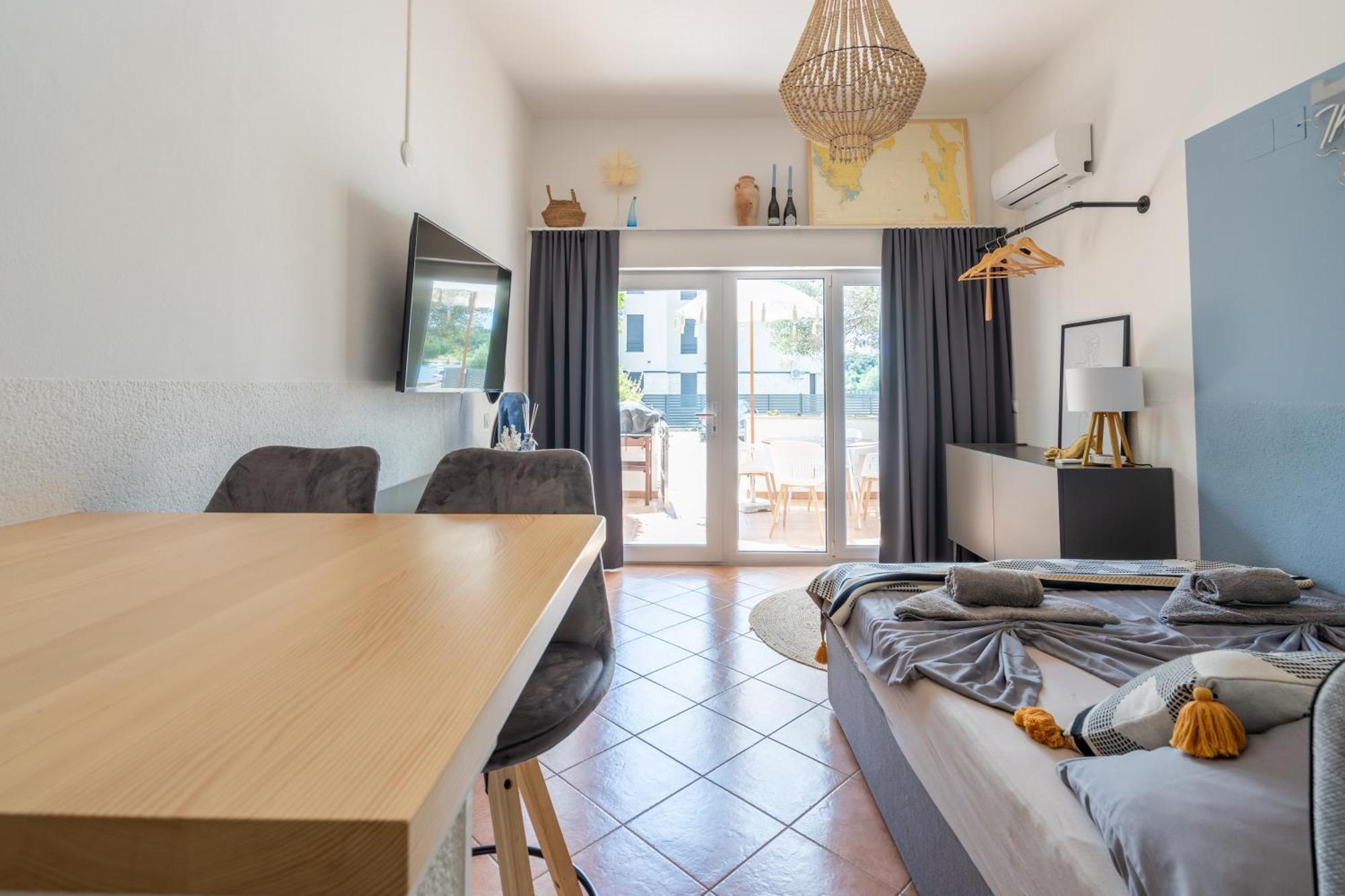 App Akumal-25M Zum Meer, Privatparkplatz, 50 Zoll Smart Tv, Sat Medulin Eksteriør bilde